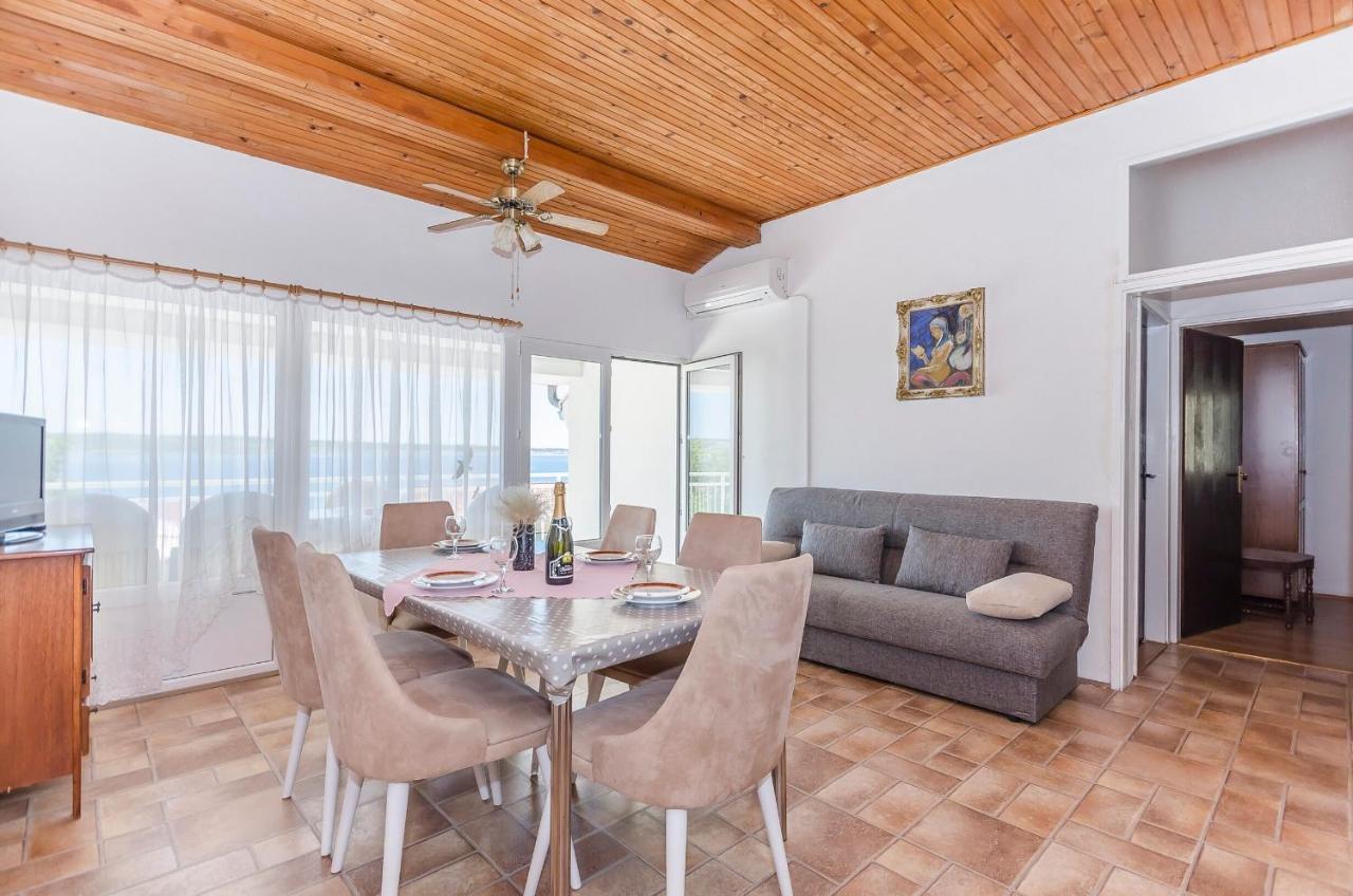Apartments Zora Starigrad-Paklenica Kültér fotó